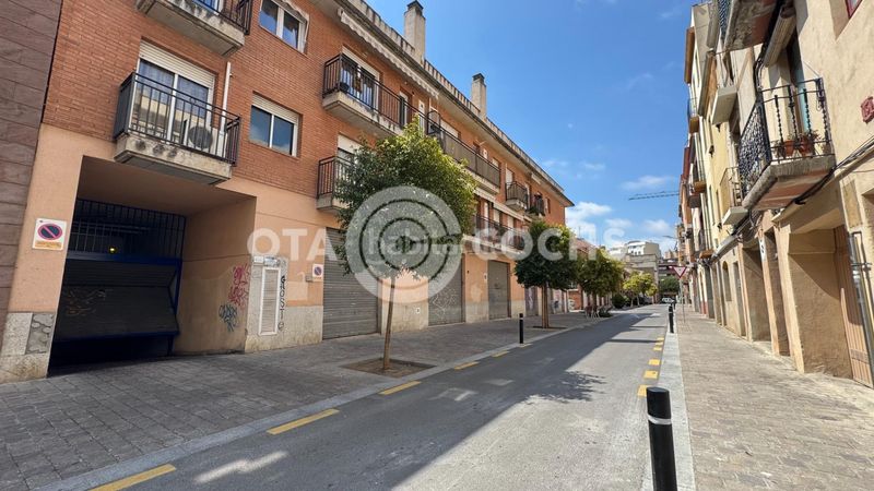 Foto 5009aa38-868e-4f63-85de-300b973aa26e. Aparcament cotxe a Mestral Reus