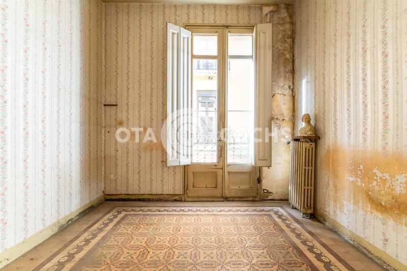 Foto 81c4fb46-2e90-42ca-a9ff-cb9ab6778804. Pis a Centre Reus