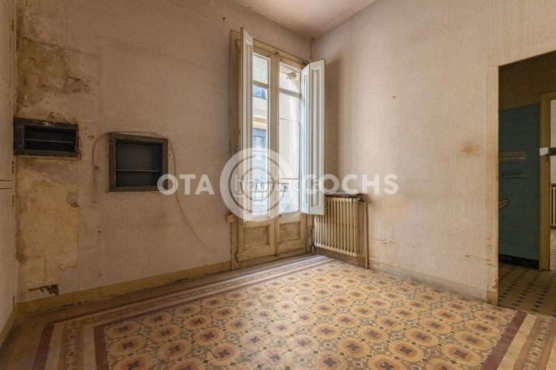 Foto 85224193-116d-4418-8acf-777867e4bab8. Pis a Centre Reus