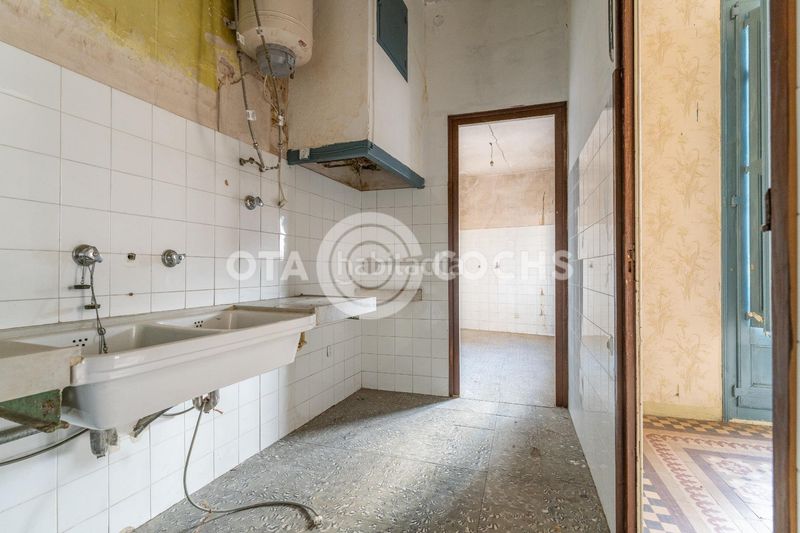 Foto 13758cb2-d9af-4c70-9fa2-952dc128714e. Pis a Centre Reus