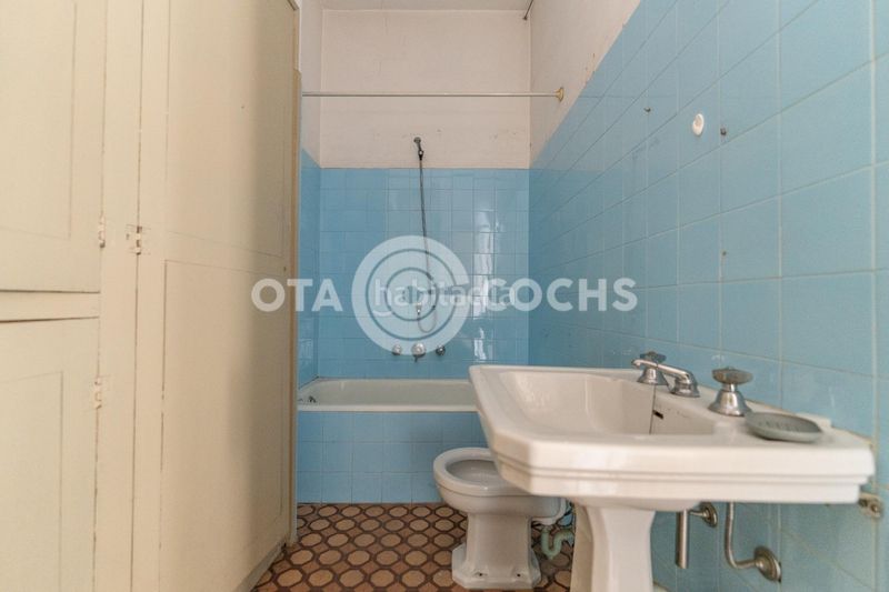 Foto 9f7b9d39-c8a1-4a0b-893b-983b2eb60037. Pis a Centre Reus