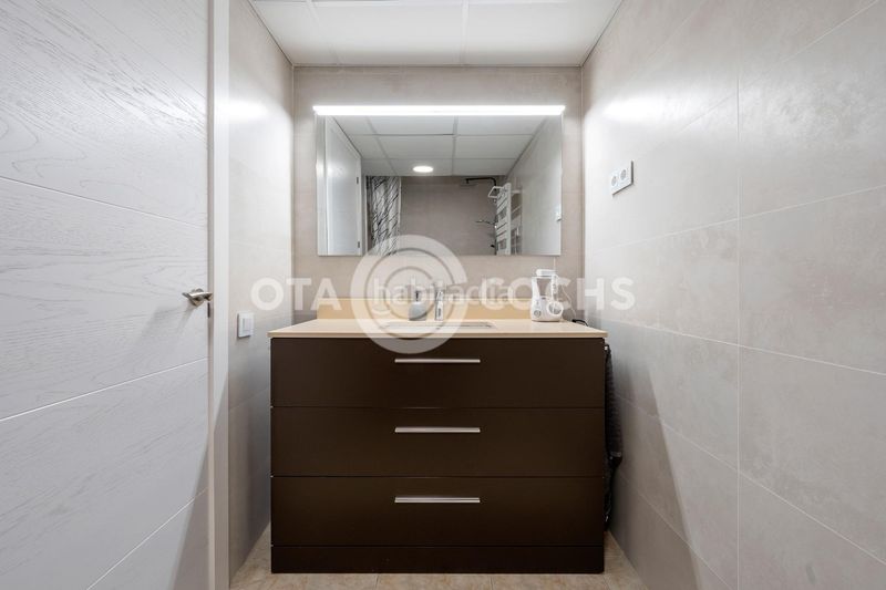 Foto ad45cb96-b4b1-4019-b54f-ea95209aadd5. Pis amb calefacció aparcament a Ponent Reus