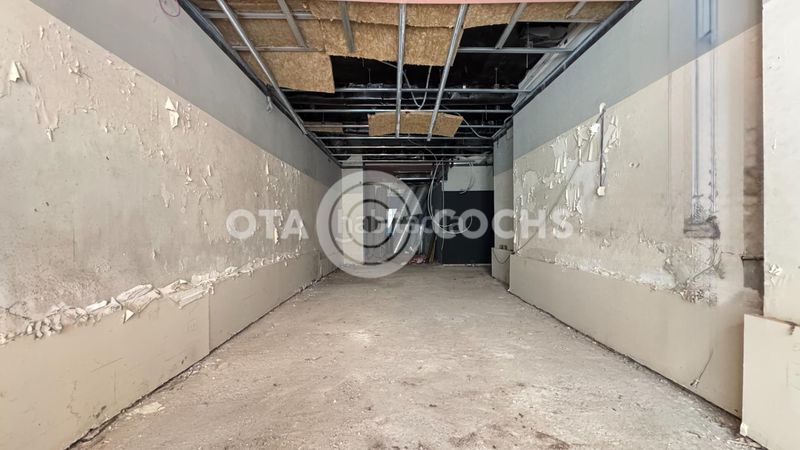 Foto 67bb820d-141a-45fb-8465-8a98a23f6151. Local comercial a Centre Reus