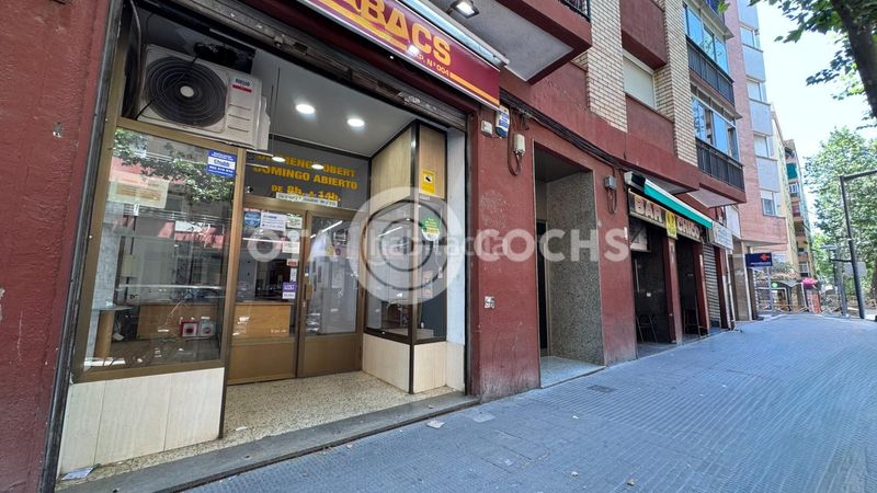 Foto 88034b81-36f8-4fad-85b6-9a45c204f032. Local comercial a Centre Reus