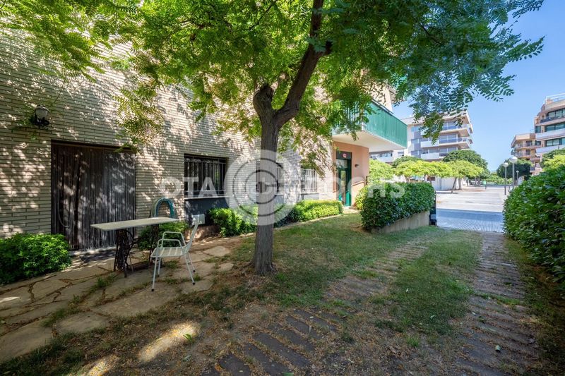 Foto d2c565b7-ac6f-4480-b7b4-6ced58320332. Planta baixa amb calefacció aparcament piscina a Cambrils
