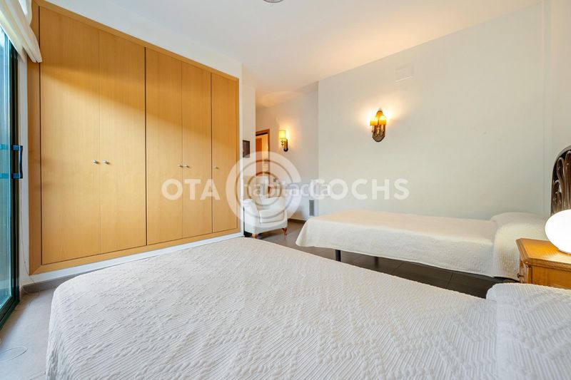 Foto e4dbd06e-1df7-4f6f-b0bf-53c3744e1749. Planta baixa amb calefacció aparcament piscina a Cambrils