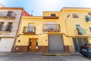 Semi detached house  Carrer casetes. Magnifico adosado con piscina en ribaroja
