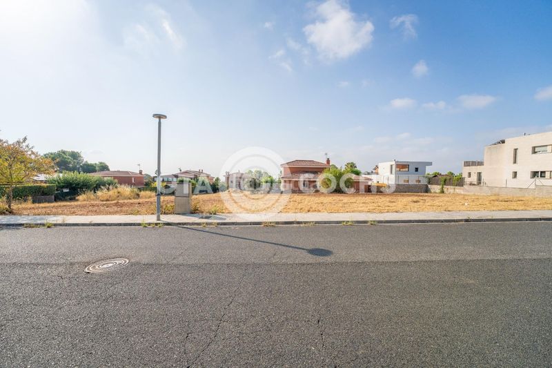 Foto 9c0d5950-78a9-4785-9d4a-6b737bf1cc54. Terreny residencial a Almoster