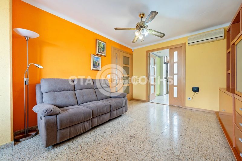 Foto c00e613f-c4d8-4883-ab3a-538f69523424. Flat in Eixample Tarragona