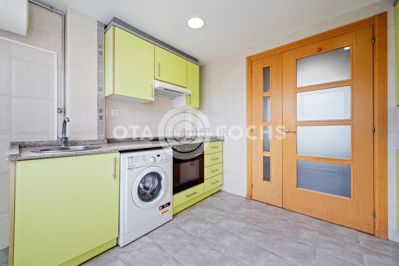 Foto c33b46ea-7f5c-40f3-b378-99f03cbd888b. Flat in Eixample Tarragona