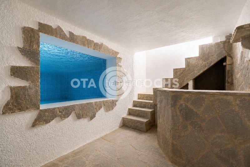 Foto a78e1ef1-25db-495a-ae4a-0897a4911389. Xalet amb calefacció aparcament piscina a Botarell