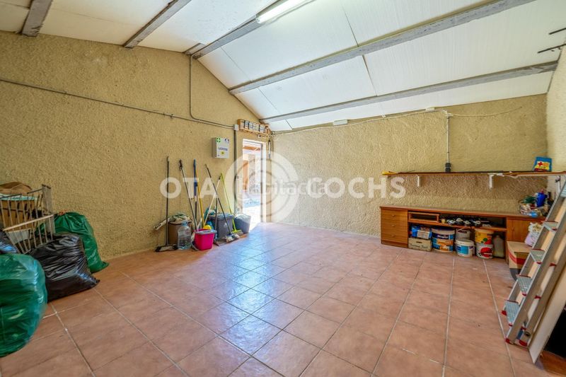 Foto a9e9f716-c144-4846-a3ad-b0e9a65d4084. Xalet amb calefacció aparcament piscina a Botarell