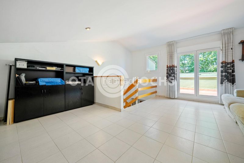 Foto eb797add-faa2-4429-bce1-83ae05ac40cb. Casa adossada amb calefacció aparcament a Ponent Reus