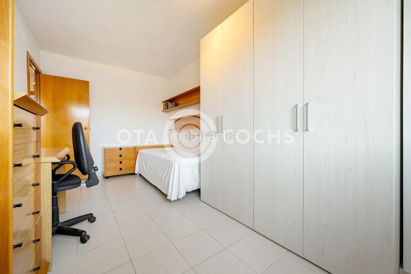 Foto f2991a4f-0fbd-48bf-8f5d-432bef6e4426. Casa adossada amb calefacció aparcament a Ponent Reus