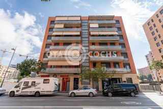 Piso  Carrer arquebisbe josep pont gol. Magnifico piso en tarragona