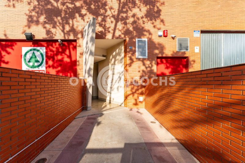 Foto 9b193a92-6d48-4855-a534-c6adee372b72. Pis amb calefacció aparcament piscina a Mestral Reus