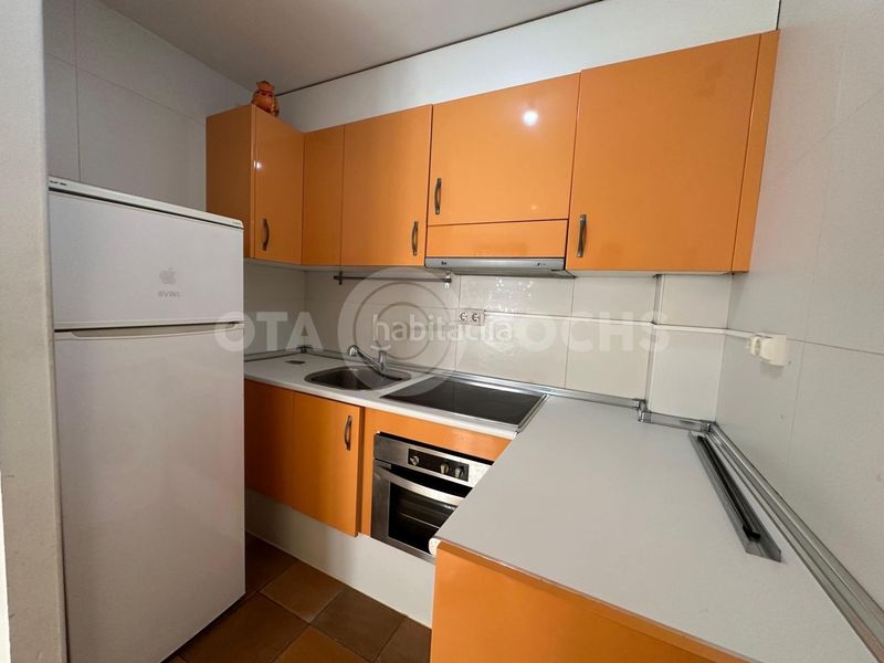 Foto d1081351-3c67-46d7-93b4-8e52d385e8ba. Pis amb calefacció a Centre Reus