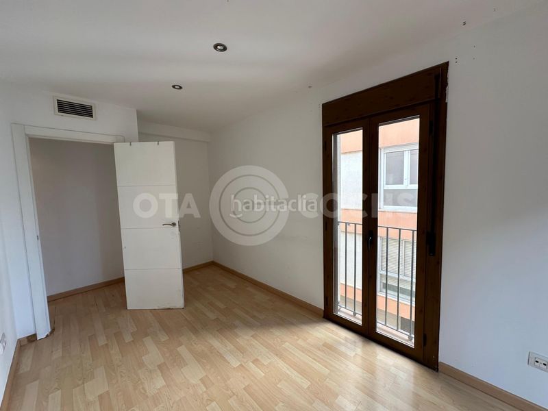 Foto e4eef52b-0743-44a1-ada5-f6925f3d4825. Pis amb calefacció a Centre Reus