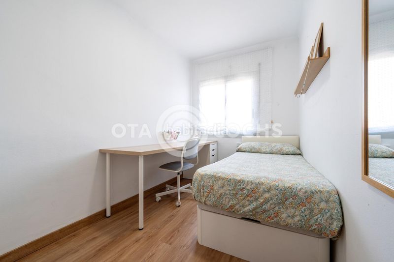 Foto 75323cd2-9a47-4b02-9c65-9f3a454f9e7b. Pis a Ponent Reus