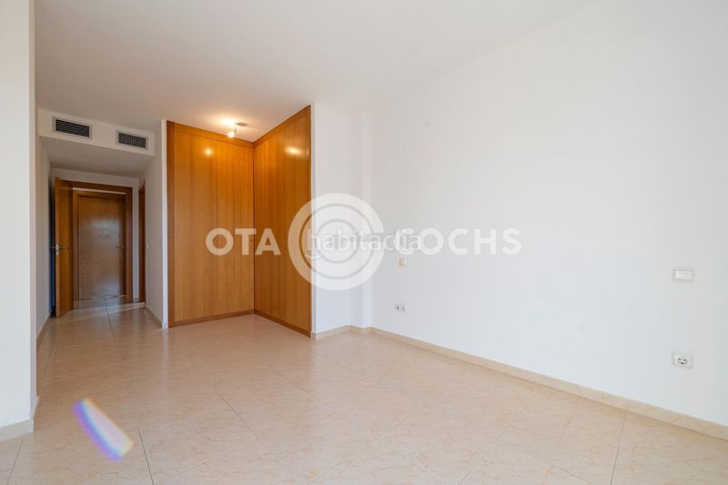Foto a3209532-a6d0-4238-b865-7ffa35580449. Pis amb calefacció aparcament piscina a Barenys Salou