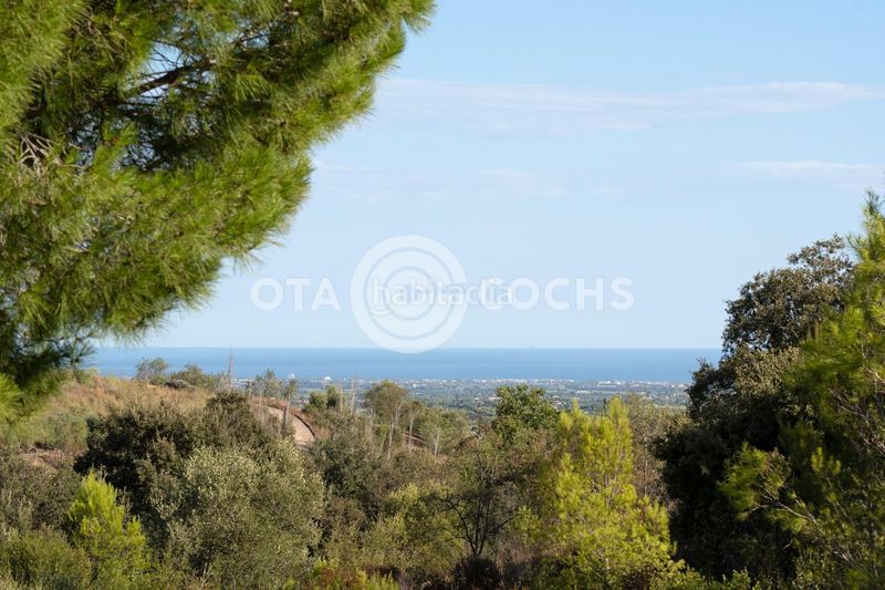 Foto 498a6714-49a7-485b-a568-acf49d6f0674. Masia amb calefacció aparcament a Botarell