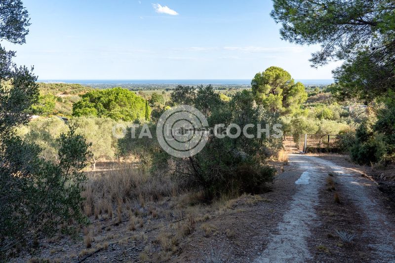 Foto a1f25f05-22fd-44e3-b885-cba8a7d7991c. Masia amb calefacció aparcament a Botarell