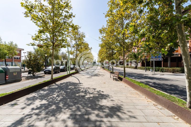 Foto aec67209-ac2c-44ba-932c-caf412e1d0e9. Pis amb aparcament a Campclar Tarragona