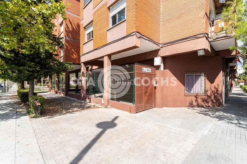 Foto e91be565-d39e-45c8-a939-5640709b6648. Pis amb aparcament a Campclar Tarragona