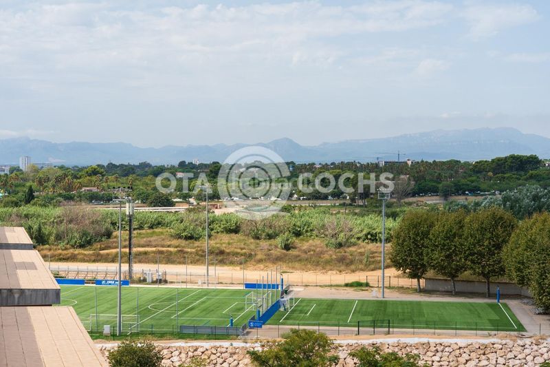 Foto d6ebe972-52df-47f5-a517-a00743443325. Àtic amb calefacció aparcament piscina a Barenys Salou