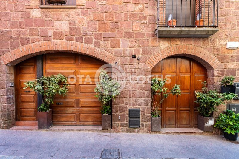 Foto 10318f20-a23e-4dfc-939d-9cffd698c960. Casa adossada a Prades