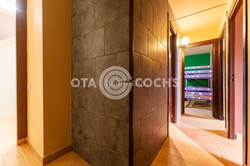 Foto 3e78f9f4-e392-4449-a1a9-3da6d5fb69b2. Casa adossada a Prades