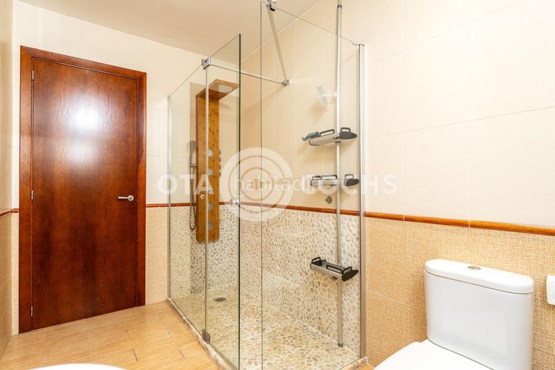 Foto 5093bd0a-f663-4c71-861d-d0e133ca4610. Casa adossada a Prades