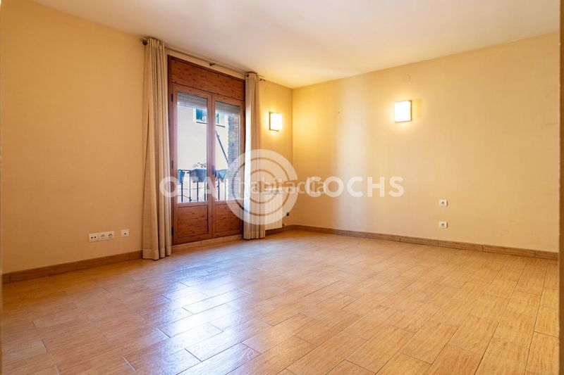 Foto 528b2ec4-ff1e-4e10-881c-0d20c114d1eb. Casa adossada a Prades