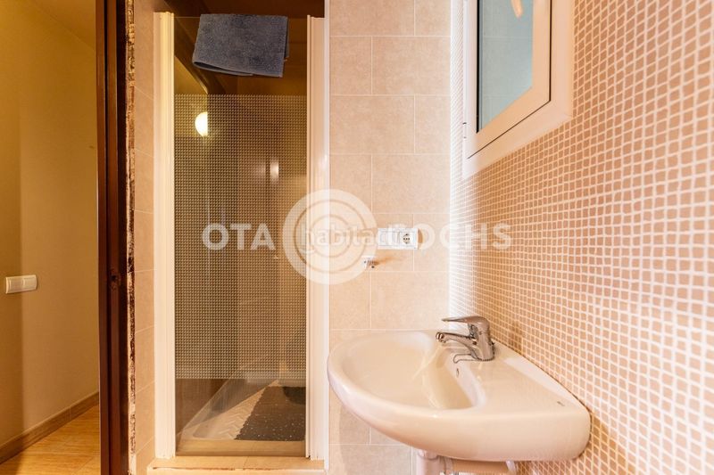Foto 5c7531d8-a826-46e9-afa6-1b9452f85fc5. Casa adossada a Prades