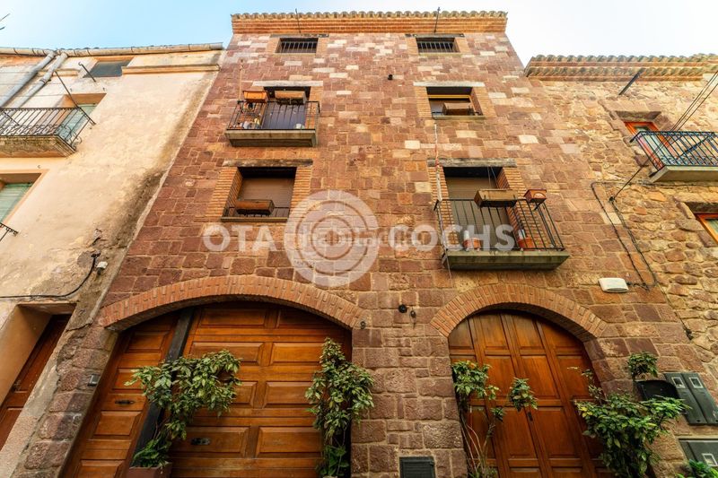 Foto 93ea17fe-76ea-4921-8847-b49230db9b0f. Casa adossada a Prades