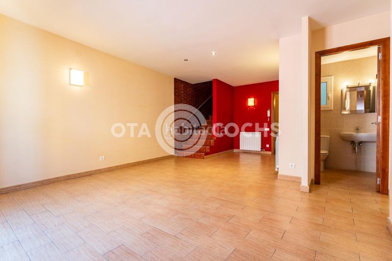 Foto b2dafa0a-8527-4fc0-acab-ff36febb805f. Casa adossada a Prades