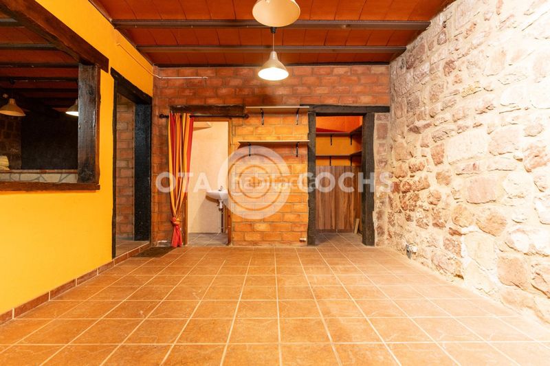 Foto c34738a6-82ff-4b50-a118-5083448f05ec. Casa adossada a Prades