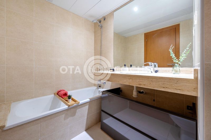 Foto c2b77211-f791-429f-a632-7ef3e28984e2. Àtic amb calefacció aparcament piscina a Mestral Reus