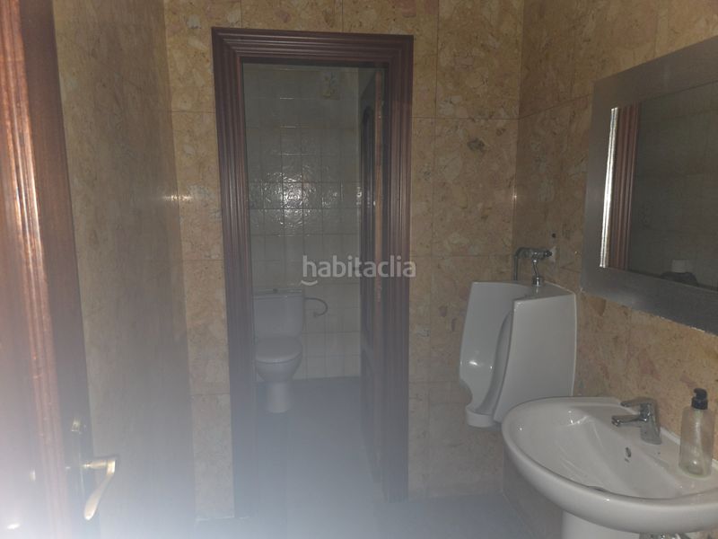 Foto 48099524-8484-4c9f-9fd0-c3dc91dc55d6. Local comercial a calle ruedo 3 a Medina de Rioseco