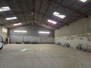 Fabrikhalle in Carretera 8. Nave en medina de rioseco