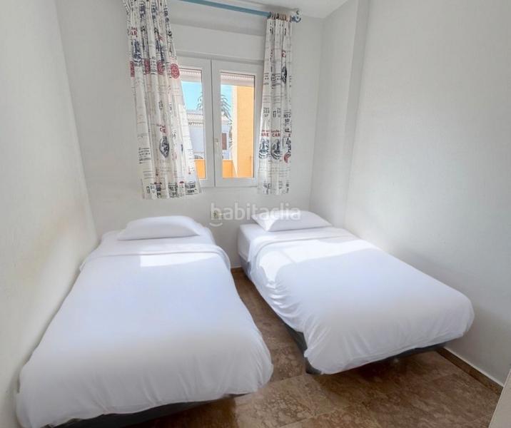 Foto 103199f7-500d-4e57-a10e-795073dd417b. Alquiler apartamento en carrer llac sant martí 136 apartamento en alquiler temporada – playa de las marinas (km 7) en Dénia