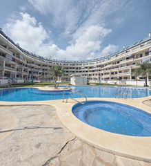 Lloguer Apartament a Carretera de dénia a xábia 40. Alquiler anual frente al club náutico de denia