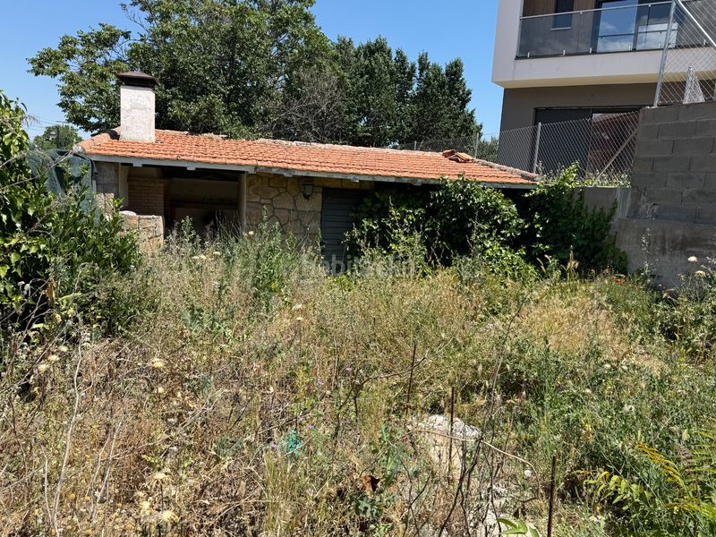 Foto 3f8fac4e-c2fd-47e0-ba66-a36c989b74da. Terreny residencial a Casa Amarilla Galapagar
