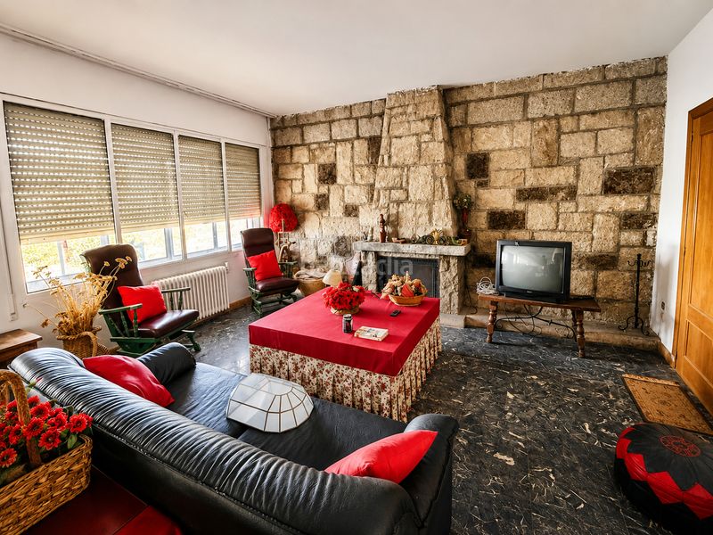 Foto 00b64583-6368-4747-8022-e3c0055c8dd3. Chalet en Los Ángeles de San Rafael Espinar (El)