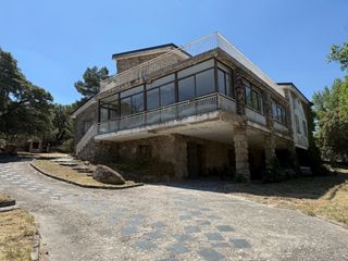 Chalet  Avenida de los angeles