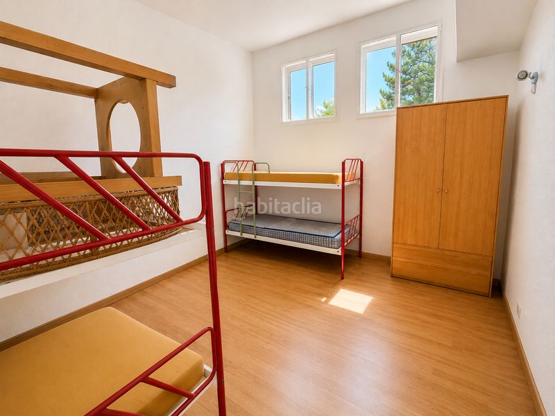 Foto 498fe736-0ab7-4a2b-bc76-8dbdcd68d2b1. Xalet amb aparcament a Los Ángeles de San Rafael Espinar (El)