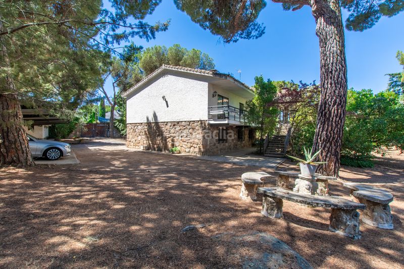 Foto 5862ae57-a531-48c7-be13-2c7fde789d20. Casa amb xemeneia calefacció aparcament piscina a Galapagar