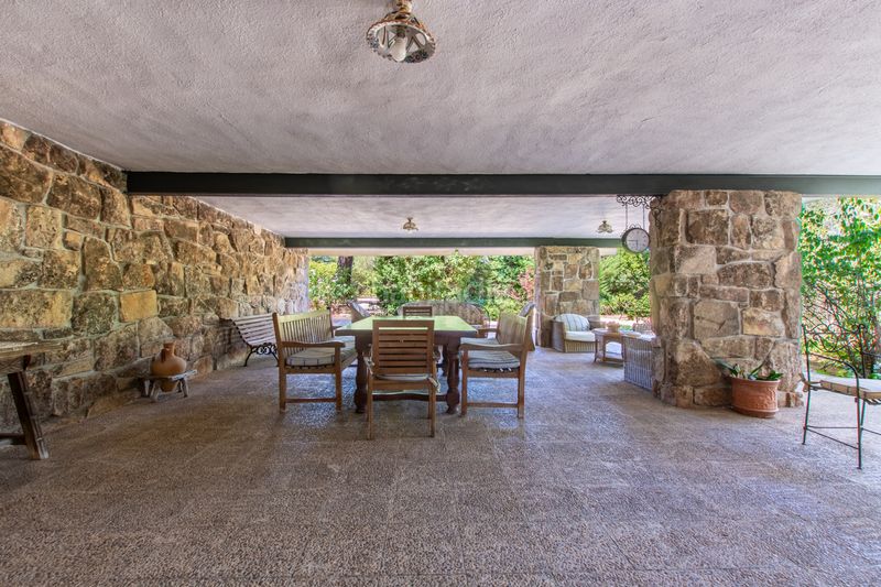 Foto 6e240ef8-c8b5-49eb-b6d8-65b2935f8a5d. Casa amb xemeneia calefacció aparcament piscina a Galapagar
