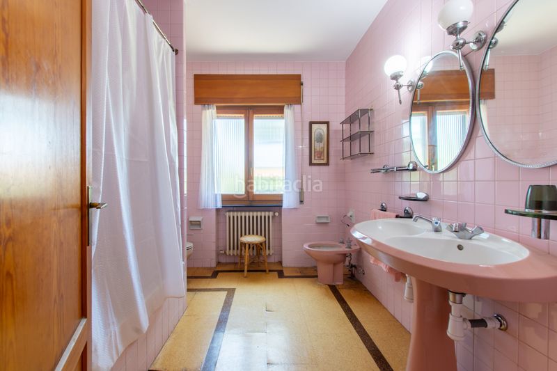 Foto a233d778-42d5-4418-b57f-aeabcbc8e2c4. Casa amb xemeneia calefacció aparcament piscina a Galapagar