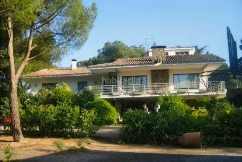 Foto f0ac34fe-252a-4ea1-b4bd-340ef5546fca. Casa ¡espectacular propiedad con parcela de 3.391 m², piscina, pista de pádel, pozo y posibilidad de segregación! en Galapagar